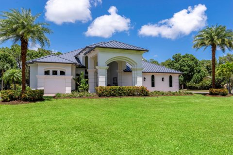 House in Jupiter, Florida 5 bedrooms, 357.67 sq.m. № 1168720 - photo 6