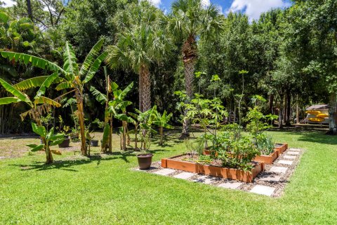 House in Jupiter, Florida 5 bedrooms, 357.67 sq.m. № 1168720 - photo 15