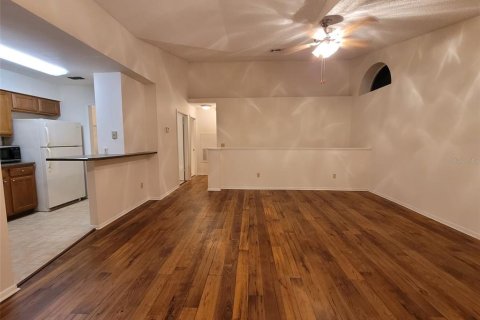 Condo in Orlando, Florida, 1 bedroom  № 1350870 - photo 6