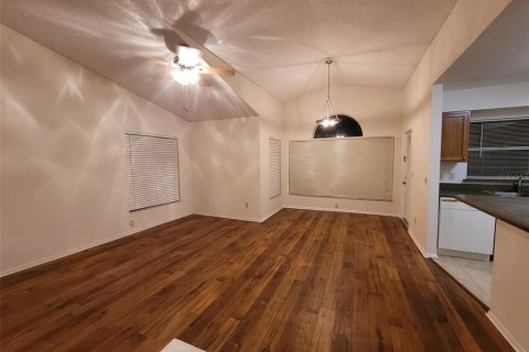 Condo in Orlando, Florida, 1 bedroom  № 1350870 - photo 4