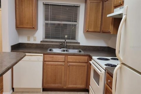 Condo in Orlando, Florida, 1 bedroom  № 1350870 - photo 7