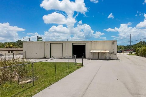 Propiedad comercial en venta en New Port Richey, Florida, 2024.62 m2 № 1248454 - foto 10