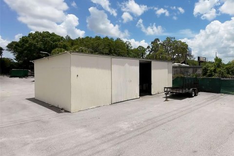 Propiedad comercial en venta en New Port Richey, Florida, 2024.62 m2 № 1248454 - foto 18