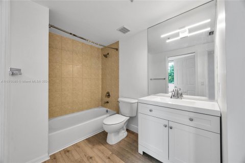 Condo in Miami, Florida, 1 bedroom  № 1399803 - photo 9