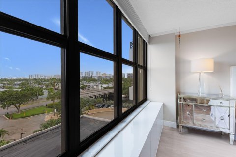 Condominio en venta en Hallandale Beach, Florida, 1 dormitorio, 88.26 m2 № 1399805 - foto 25