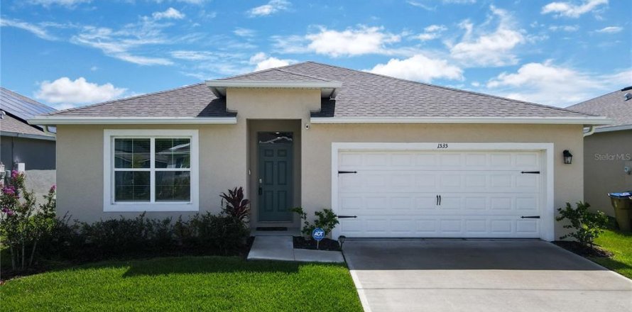 Casa en Kissimmee, Florida 4 dormitorios, 171.5 m2 № 1267247