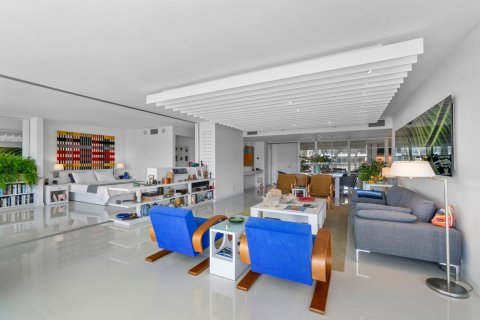 Copropriété à vendre à Palm Beach, Floride: 2 chambres, 154.12 m2 № 1068155 - photo 14