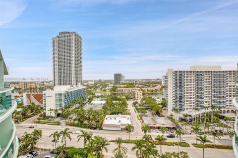 Copropriété à vendre à Hollywood, Floride: 1 chambre, 73.3 m2 № 1270760 - photo 8