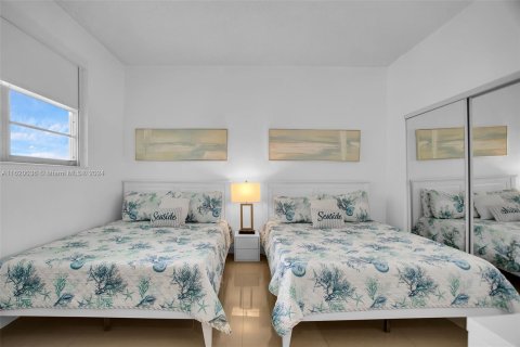 Condo in Hollywood, Florida, 1 bedroom  № 1270760 - photo 19