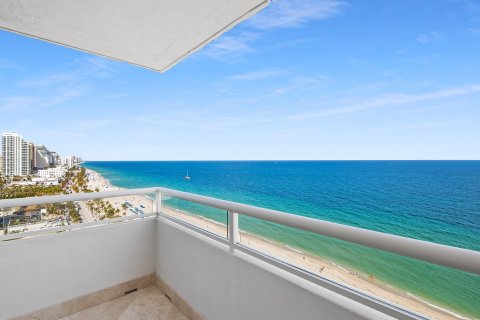 Condo in Fort Lauderdale, Florida, 1 bedroom  № 1040851 - photo 11