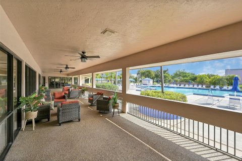 Copropriété à vendre à Sunrise, Floride: 2 chambres, 131.74 m2 № 1077127 - photo 20