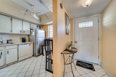 Condo in Margate, Florida, 1 bedroom  № 1020039 - photo 20