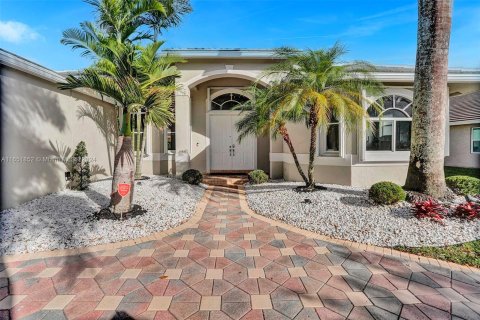 Villa ou maison à vendre à Weston, Floride: 4 chambres, 250.19 m2 № 1345576 - photo 3