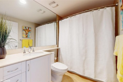 Condo in Fort Lauderdale, Florida, 2 bedrooms  № 1171343 - photo 8