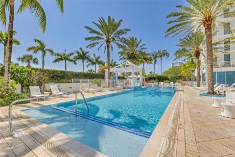 Copropriété à vendre à Fort Lauderdale, Floride: 2 chambres, 136.38 m2 № 1171343 - photo 17