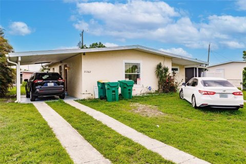 House in Port Charlotte, Florida 2 bedrooms, 83.33 sq.m. № 1030275 - photo 4