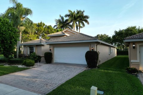 House in Delray Beach, Florida 3 bedrooms, 181.25 sq.m. № 1100109 - photo 9