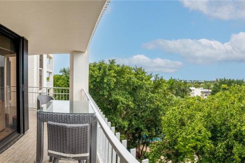 Condominio en venta en Miami, Florida, 2 dormitorios, 121.89 m2 № 1398414 - foto 14