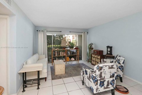 Copropriété à vendre à Miami, Floride: 1 chambre, 72.09 m2 № 1398412 - photo 6