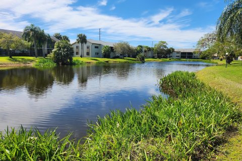 Condo in Stuart, Florida, 2 bedrooms  № 1065700 - photo 6