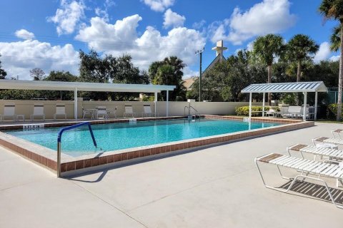 Condo in Stuart, Florida, 2 bedrooms  № 1065700 - photo 9