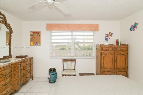 Condominio en venta en Dania Beach, Florida, 2 dormitorios, 110.55 m2 № 1095953 - foto 24