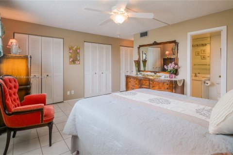 Condominio en venta en Dania Beach, Florida, 2 dormitorios, 110.55 m2 № 1095953 - foto 30