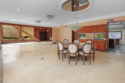 Villa ou maison à vendre à Homestead, Floride: 3 chambres, 556.3 m2 № 1096096 - photo 11