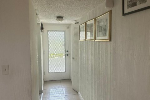 Copropriété à vendre à North Lauderdale, Floride: 2 chambres, 92.9 m2 № 1161646 - photo 16