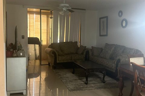 Copropriété à vendre à North Lauderdale, Floride: 2 chambres, 92.9 m2 № 1161646 - photo 11