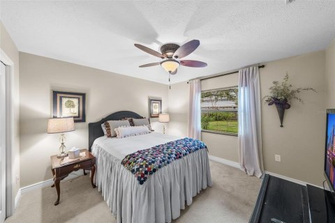 Villa ou maison à vendre à Brandon, Floride: 4 chambres, 279.54 m2 № 1041512 - photo 23