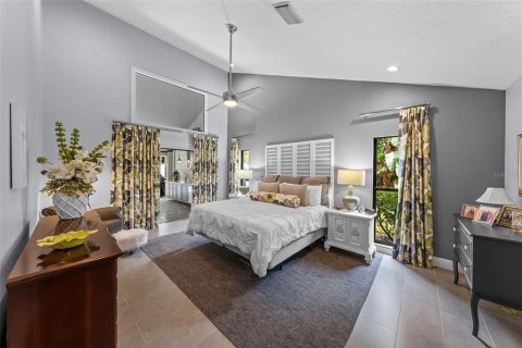 Casa en venta en Brandon, Florida, 4 dormitorios, 279.54 m2 № 1041512 - foto 17