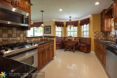 Casa en venta en Sunrise, Florida, 5 dormitorios, 242.01 m2 № 1375027 - foto 10