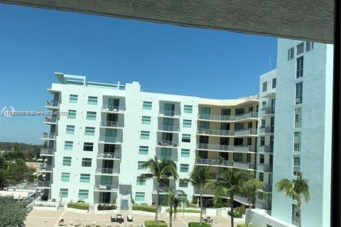 Condominio en venta en Hollywood, Florida, 1 dormitorio, 75.25 m2 № 1375028 - foto 9