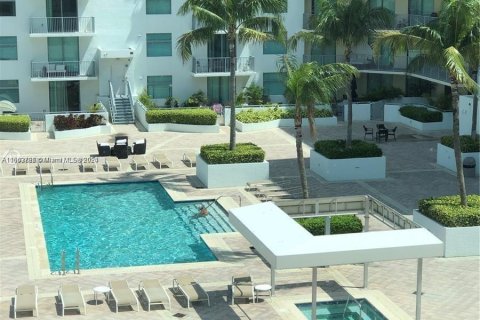 Condominio en venta en Hollywood, Florida, 1 dormitorio, 75.25 m2 № 1375028 - foto 10