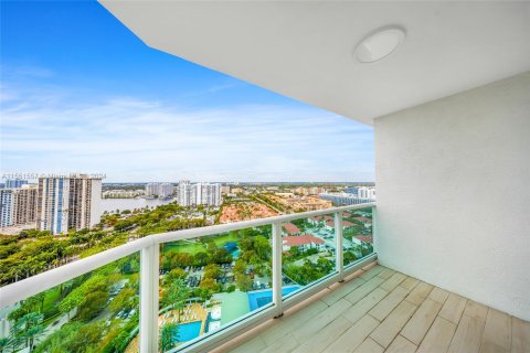 Condominio en venta en Aventura, Florida, 4 dormitorios, 327.39 m2 № 1070007 - foto 17