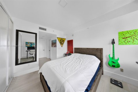Condominio en venta en Aventura, Florida, 4 dormitorios, 327.39 m2 № 1070007 - foto 12