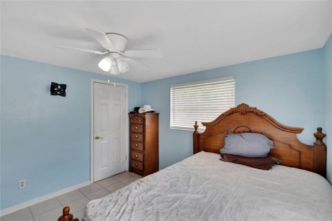 Купить виллу или дом в Лейкленд, Флорида 8 комнат, 144.09м2, № 1068813 - фото 16
