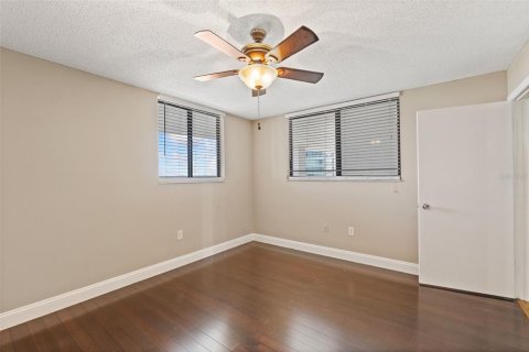 Copropriété à louer à Orlando, Floride: 2 chambres, 124.3 m2 № 1358276 - photo 5