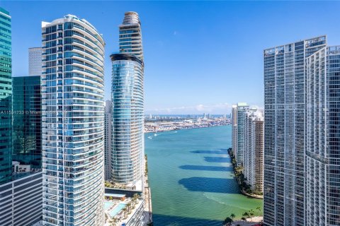 Condominio en venta en Miami, Florida, 2 dormitorios, 139.35 m2 № 1071849 - foto 29