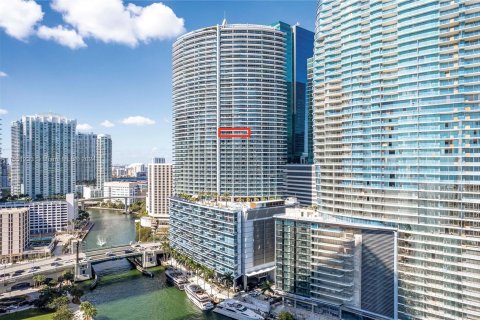 Condominio en venta en Miami, Florida, 2 dormitorios, 139.35 m2 № 1071849 - foto 2