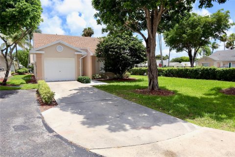 Villa ou maison à vendre à Homestead, Floride: 2 chambres, 98.2 m2 № 1291320 - photo 9