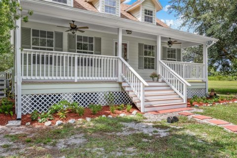 House in Fort White, Florida 3 bedrooms, 139.91 sq.m. № 1349030 - photo 3