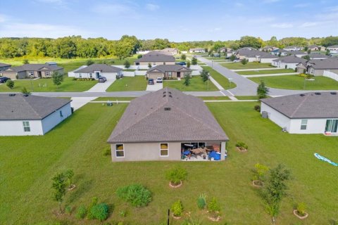 House in Leesburg, Florida 4 bedrooms, 171.31 sq.m. № 1347544 - photo 30