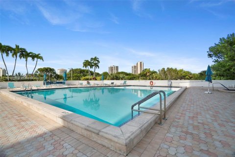 Condominio en venta en Aventura, Florida, 2 dormitorios, 105.91 m2 № 1405935 - foto 29