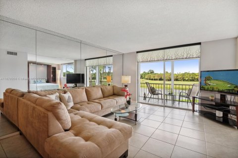 Condominio en venta en Pembroke Pines, Florida, 2 dormitorios, 108.7 m2 № 1405892 - foto 5