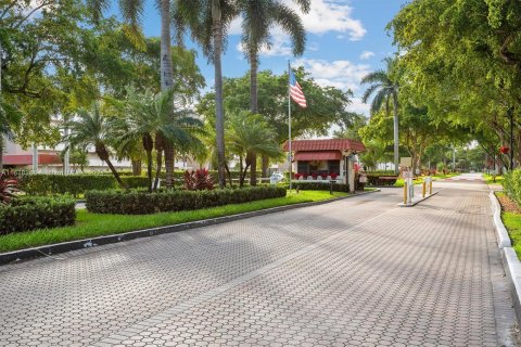 Condominio en venta en Pembroke Pines, Florida, 2 dormitorios, 108.7 m2 № 1405892 - foto 17