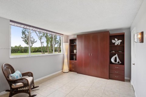 Condominio en venta en Pembroke Pines, Florida, 2 dormitorios, 108.7 m2 № 1405892 - foto 12