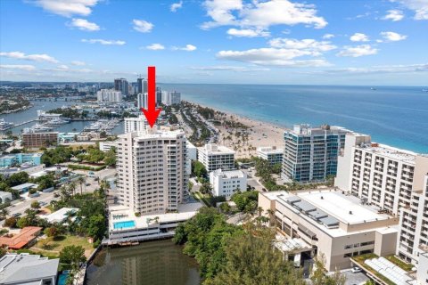 Condo in Fort Lauderdale, Florida, 1 bedroom  № 1225935 - photo 2