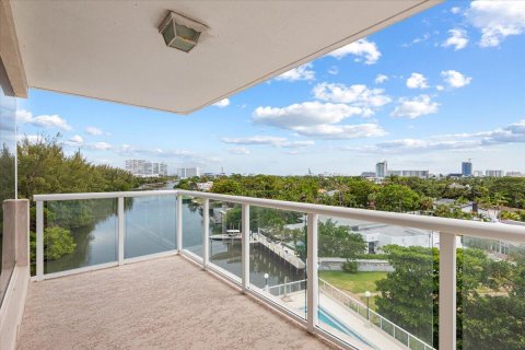 Copropriété à vendre à Fort Lauderdale, Floride: 1 chambre, 98.48 m2 № 1225935 - photo 12